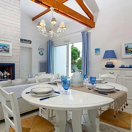 Spacious By The Sea 3*