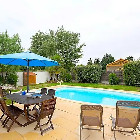 Otel Spacious By The Sea 3*