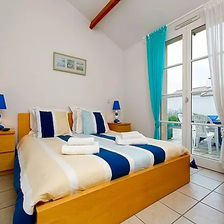 Spacious By The Sea 3*